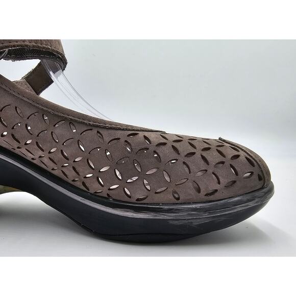 Jambu Wedge Platform Sandals Gray Leather Laser Cut Journey Encore Women's 9.5M - Picture 9 of 9